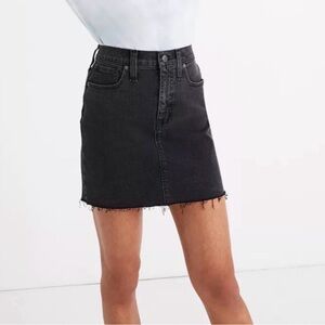 NWT Madewell Stretch Denim Mini Skirt in Raw-Hemmed Edition W26